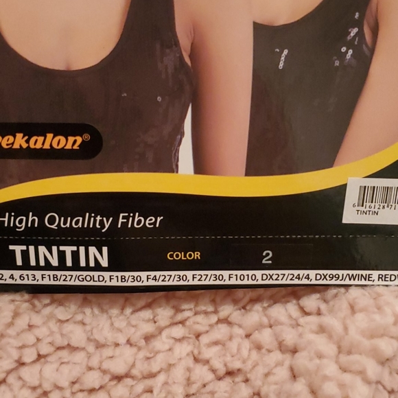 Motown tress (Wig) synthetic wig - Picture 4 of 4